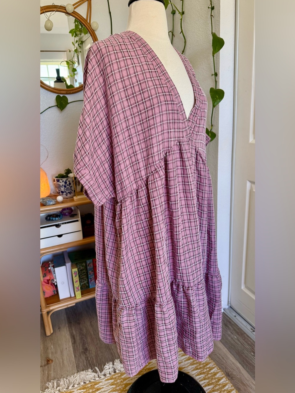 💕Pink Plaid Tiered V-Neck Midi Dress💕